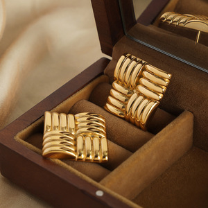 Nuevos pendientes de tuerca con rayas, aretes colgantes minimalistas de acero inoxidable, joyería geométrica, pendientes de moda. - Product Image 3