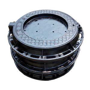 Couvercles de trou d'homme de Ventilation en fonte ductile Grille de drainage routier Couverture de gouttière rectangulaire Couleur noire Modèle demi-poids 600*600*80 - Product Image 1