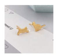 Pendientes de tuerca de cobre de lujo con orejas de gato, cepillados, exquisitos y versátiles, para fiestas y uso diario, joyería de moda para mujer OEM/ODM