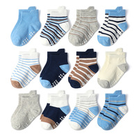 Chaussettes courtes en coton peigné pour bébé, adaptées aux nouveau-nés et aux tout-petits de 0 à 7 ans, motif de dessin animé, chaussettes antidérapantes pour le sol