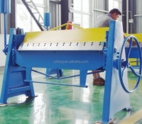 Machine à plier et de frein à pression manuelle, outil en feuille de métal