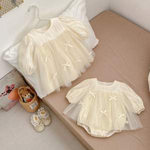 2026 Frühling Neue Mode Mädchen Langarm Babykleider Baby Mädchen Strampler Schleife Prinzessin Tüllkleid Süßes Netz-Schwester-Outfit - Product Image 2