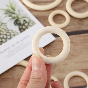 Anneaux <span class=keywords><strong>en</strong></span> <span class=keywords><strong>bois</strong></span> ronds <span class=keywords><strong>en</strong></span> <span class=keywords><strong>macramé</strong></span> massif naturel inachevé Cercles <span class=keywords><strong>en</strong></span> <span class=keywords><strong>bois</strong></span> <span class=keywords><strong>pour</strong></span> bricolage Artisanat Pendentif - Product Image 2