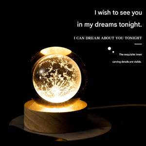 Lampe de nuit en cristal et bois LED USB, cadeau de festival, mariage, Pâques, lampe de cristal de galaxie, lampe de planète lune 3D, décoration de la maison - Product Image 3