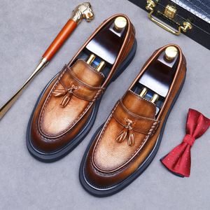 Chaussures pour hommes en cuir souple à semelle épaisse, style britannique décontracté, avec pompons, en cuir véritable, best-seller transfrontalier - Product Image 2