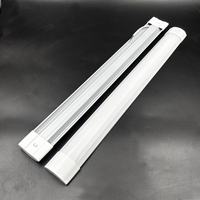 Barre lumineuse LED linéaire 65x1200mm 24W, indice de protection IP20, garantie 1 an, angle de faisceau de 120 degrés