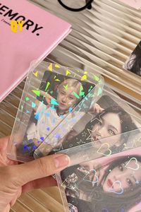 YY Fundas Rígidas Transparentes para Tarjetas, Diseño Estrella y Corazón Holográfico para Photocards Kpop - Product Image 3