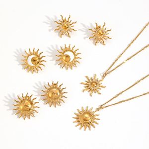 Ensemble de bijoux bohèmes faits à la main, collier, bracelet et boucles d'oreilles en perles de bois, style vintage, prix de gros - Product Image 3