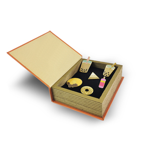 Mini mignon belle nourriture Dessert après-midi thé gâteau <span class=keywords><strong>beignet</strong></span> <span class=keywords><strong>beignet</strong></span> crème glacée gaufre boisson lait thé tasse épingles badges pour la décoration - Product Image 1