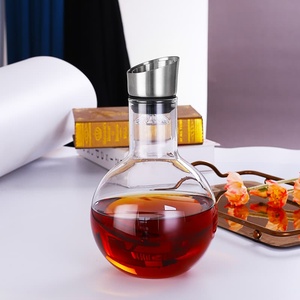 Bán Buôn Đầy Đủ Chai Rượu Vang Pourer Nhanh Chóng Decanting Phụ Kiện Rượu Vang Pha Lê Thủy Tinh Rượu Vang Đỏ Decanter Với Aerator - Product Image 2