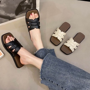 Sandales compensées décontractées style coréen pour <span class=keywords><strong>femme</strong></span>, légères, pour l'été, semelle extérieure en caoutchouc, tige en PVC, couleur assortie - Product Image 2
