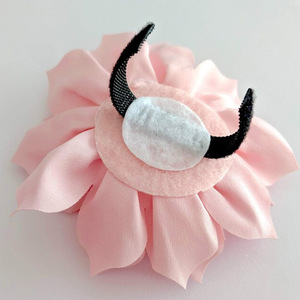 Collar de Perro de Nailon Sólido de Lujo Personalizado, Color Rosa, con Flor de Loto Grande, Diseño de San Valentín, Liberación Rápida, Ajustable - Product Image 4