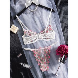 İşlemeli Kadın Dar Beyaz Seksi Transparan Sütyen ve Külot Takımları İç Giyim - Product Image 2