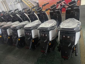 Moto électrique haute puissance 1500W, stock direct usine, moto tout-terrain rapide, batterie 60V/72V 20Ah, 200kg - Product Image 4