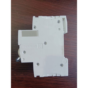 Interruptor Automático Miniatura (MCB) IC65N 2P C32A, Nuevo, 100% Original, 6KA 400V - Product Image 3
