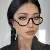 Lunettes à strass de luxe, monture tendance et anti-lumière bleue pour femme