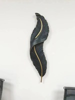 Appliques murales modernes de 90 cm avec motif plume, lampes murales LED d'intérieur, projet hôtelier et villa, résine décorative de haute qualité pour la maison
