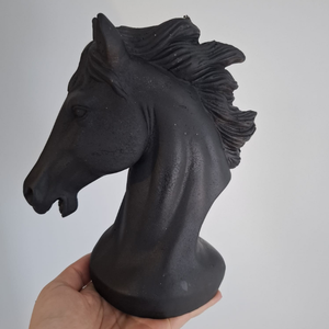Vela Aromática con Forma de Cabeza de Caballo Negro, Vela de Cera de Soja de Lujo Hecha a Mano, Decoración para el Hogar con Forma de Animal, Graduación, Cumpleaños, Bodas, 1.150 g - Product Image 2