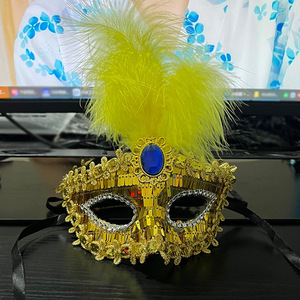 หน้า<span class=keywords><strong>ก</strong></span>ากเจ้าหญิงเอลซ่าครึ่งหน้าแบบปั<span class=keywords><strong>ก</strong></span>เลื่อมสำหรับงานคอสเพลย์ฮาโลวีน  หน้า<span class=keywords><strong>ก</strong></span>ากขนนกสำหรับงานปาร์ตี้แฟนซีและอุปกรณ์ประ<span class=keywords><strong>ก</strong></span>อบ<span class=keywords><strong>ก</strong></span>ารแสดงบนเวที - Product Image 6