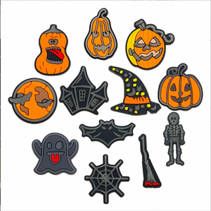 2025 Venta caliente que brilla <span class=keywords><strong>en</strong></span> la oscuridad Encantos de zapatos de Halloween personalizados para decoraciones de zapatos Nueva llegada - Product Image 1