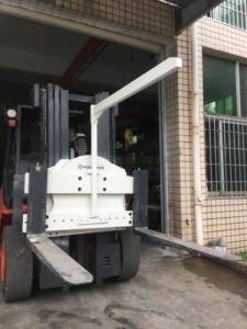RRB35D <span class=keywords><strong>Forklift</strong></span> Truck Attachment Rotator dengan penjepit pengaman untuk <span class=keywords><strong>Forklift</strong></span> Gas Diesel - Product Image 6