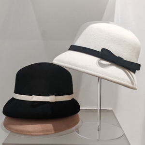 Chapeau seau élégant de style Hepburn pour femme inspiré par Fedora en laine de style français pour l'automne et l'hiver pour les événements sociaux en plein air - Product Image 1