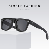 Lunettes de soleil vintage haute couture style décontracté pour tous les jours, avec logo personnalisé, monture carrée à rivets, pour hommes et femmes, vente en gros