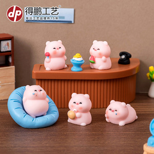 ตุ๊กตาหมูเปปป้าพิกขนาดเล็ก ของตกแต่งสัตว์ทำจากเรซิ่น สำหรับตกแต่งโต๊ะทำงานและรถยนต์ - Product Image 2