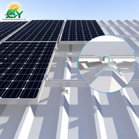 Système de fixation solaire photovoltaïque pour toiture métallique – Vis de suspension, rails modulaires en aluminium anodisé, fixation étanche par serre-câbles pour usage industriel