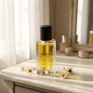 Flacons de <span class=keywords><strong>parfum</strong></span> de luxe en verre transparent 30ml/45ml, personnalisables, anti-fuite, avec pulvérisateur à vis noir - Product Image 1
