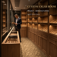 Humidor sur mesure avec étagères en cèdre espagnol et système de climatisation pour projets commerciaux, hôtels et clubs de membres