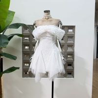 Robe en dentelle et maille moelleuse, style été 2026, nouvelle collection, haut de gamme, élégante et raffinée