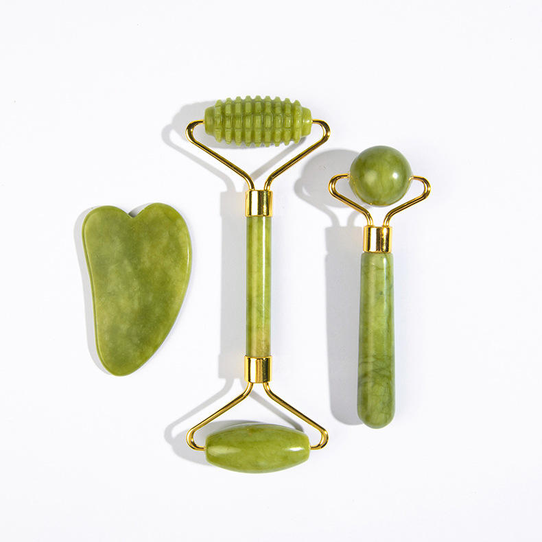 สามในหนึ่ง