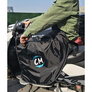 Couverture universelle <span class=keywords><strong>de</strong></span> jambe <span class=keywords><strong>de</strong></span> tablier d'Oxford 420D imperméable <span class=keywords><strong>de</strong></span> preuve <span class=keywords><strong>de</strong></span> vent d'hiver <span class=keywords><strong>pour</strong></span> le scooter - Product Image 6