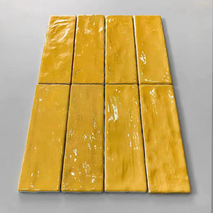 กระเบื้องเซรามิกโมร็อกโกทำมือ ตกแต่งร้านอาหาร บาร์ แบบกำหนดเอง สีเหลืองเงา กระเบื้องเคลือบผนัง - Product Image 2