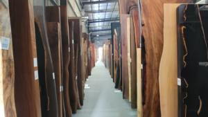 Moderno tavolo da pranzo a 6 posti Custom Design di lusso fiume <span class=keywords><strong>resina</strong></span> epossidica massello noce lastre <span class=keywords><strong>in</strong></span> legno scrivania per sala da pranzo mobili - Product Image 5