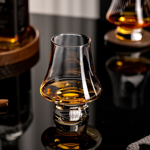 Verre à whisky de dégustation de luxe au design vintage, personnalisable, verre à whisky à poignée large, verre tulipe - Product Image 5