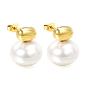 Modernos Pendientes de Bola Gruesos de Acero Inoxidable Chapados en Oro de 18K para Mujer, Resistentes al Agua, con Perlas Clásicas - Product Image 6