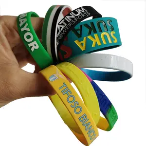 Aucun quantité minimale de commande échantillon gratuit, conception personnalisée de votre propre bracelet en silicone pour cadeaux promotionnels