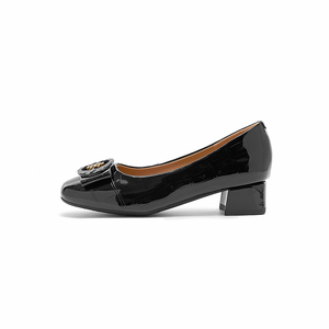 Chaussures décontractées pour femmes avec boucle métallique distinctive, doublure en PU souple pour une respirabilité optimale, idéales pour le travail et les sorties du week-end - Product Image 4
