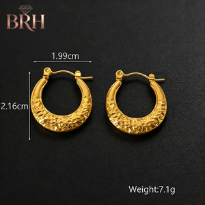 أفضل أقراط دائرية مطلية بالذهب عيار 18 قيراط، أقراط دائرية من الفولاذ المقاوم للصدأ - Product Image 4