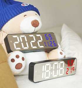 Thiết kế hiện đại LED Đồng Hồ Treo Tường Lớn hiển thị gương kỹ thuật số nhiệt độ ngày báo động nhà bảng phòng ngủ trang trí nội thất tính năng điện tử - Product Image 5