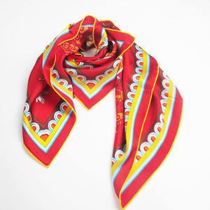 Écharpe carrée en soie 100% pour femme, 90 cm, rouge, grande taille, roulée à la main, châle de plage, écharpes pour femmes, cadeau mémorable pour la fête des mères, fête chinoise - Product Image 5