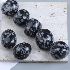 Pierre gemme naturelle en gros, obsidienne flocon de neige, pierre roulée polie, cristal noir et blanc en vrac pour la décoration - Product Image 4