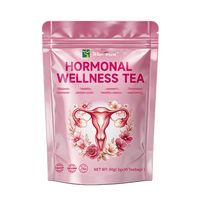 Thé pour le bien-être hormonal des femmes, plantes naturelles, rose, framboise, sachets de thé en pyramide, éclat radieux