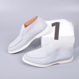 Factory <span class=keywords><strong>Outlet</strong></span> <span class=keywords><strong>stivali</strong></span> Chelsea da <span class=keywords><strong>uomo</strong></span> con tendine di manzo taglie forti Casual con bocca profonda scarpe invernali per coppie di <span class=keywords><strong>stivali</strong></span> di manzo quattro stagioni - Product Image 3