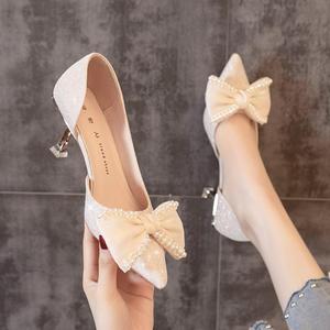 Zapatos de Tacón Alto para Mujer, Nuevos Modelos de Primavera y Otoño, Estilo Francés, con Punta Puntiaguda, Lazo de Perlas, Tacón Delgado - Product Image 1