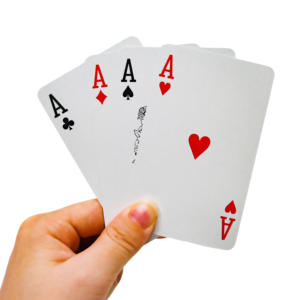Livraison gratuite Cartes à jouer personnalisées taille <span class=keywords><strong>bridge</strong></span> durables avec logo personnalisé, noires et bleues, en papier, pour le poker - Product Image 1