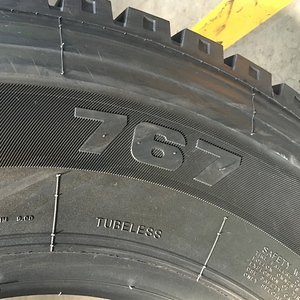 ยางรถบรรทุกจีน 10 อันดับแรก 12R22.5 295/80R22.5 ยางล้อรถบรรทุกอาลีบาบา 12 22.5 295 80R22.5 ขายดี ยางรถบรรทุกสำหรับล้อขับเคลื่อน ยางล้อเลี้ยว - Product Image 5