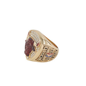Bague de championnat de basket-ball des Chicago <span class=keywords><strong>Bulls</strong></span> de 1993, édition commémorative de <span class=keywords><strong>Michael</strong></span> <span class=keywords><strong>Jordan</strong></span>, plaquée or, bijoux en strass - Product Image 2